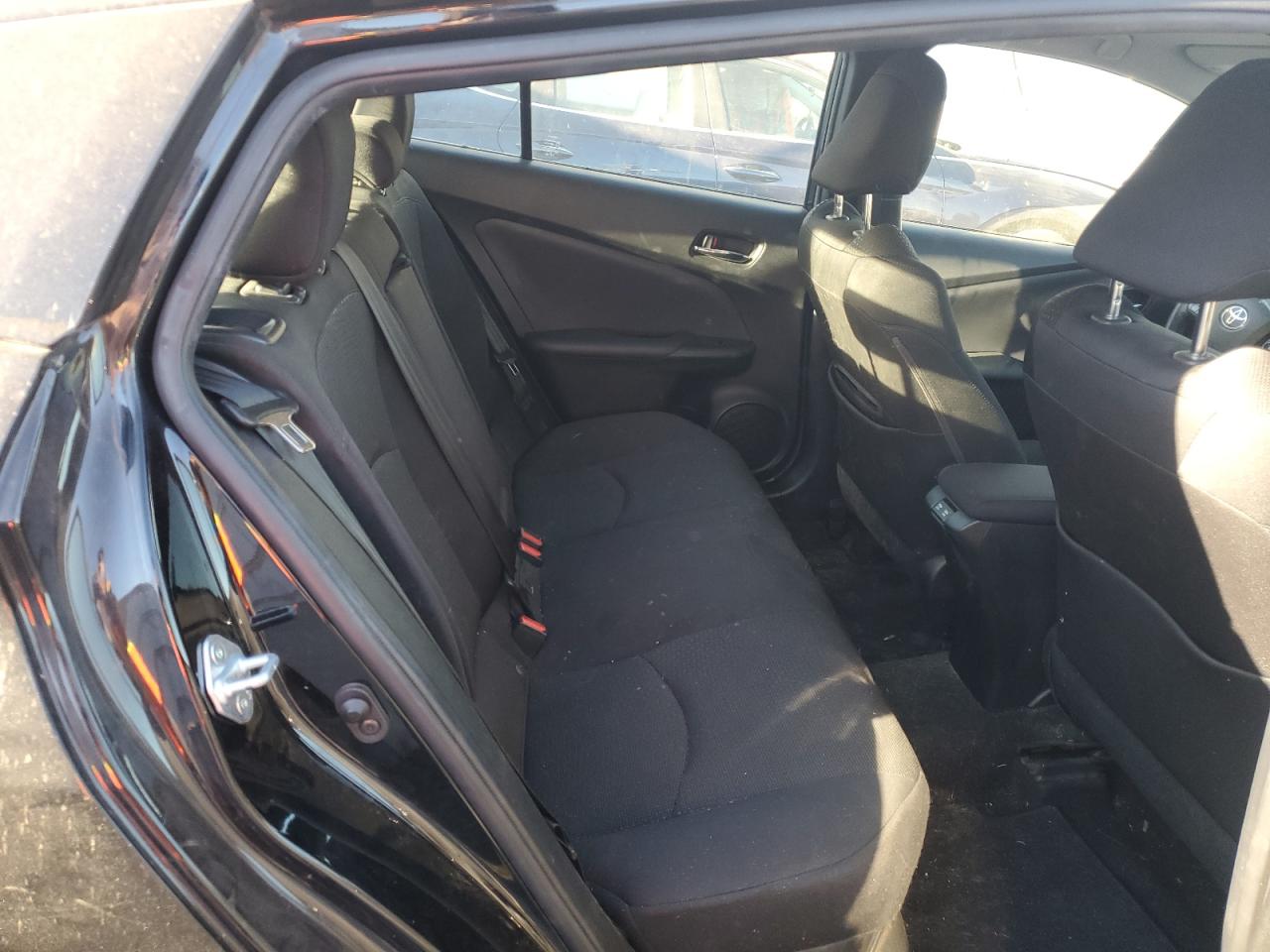 2019 Toyota Prius - Image 10