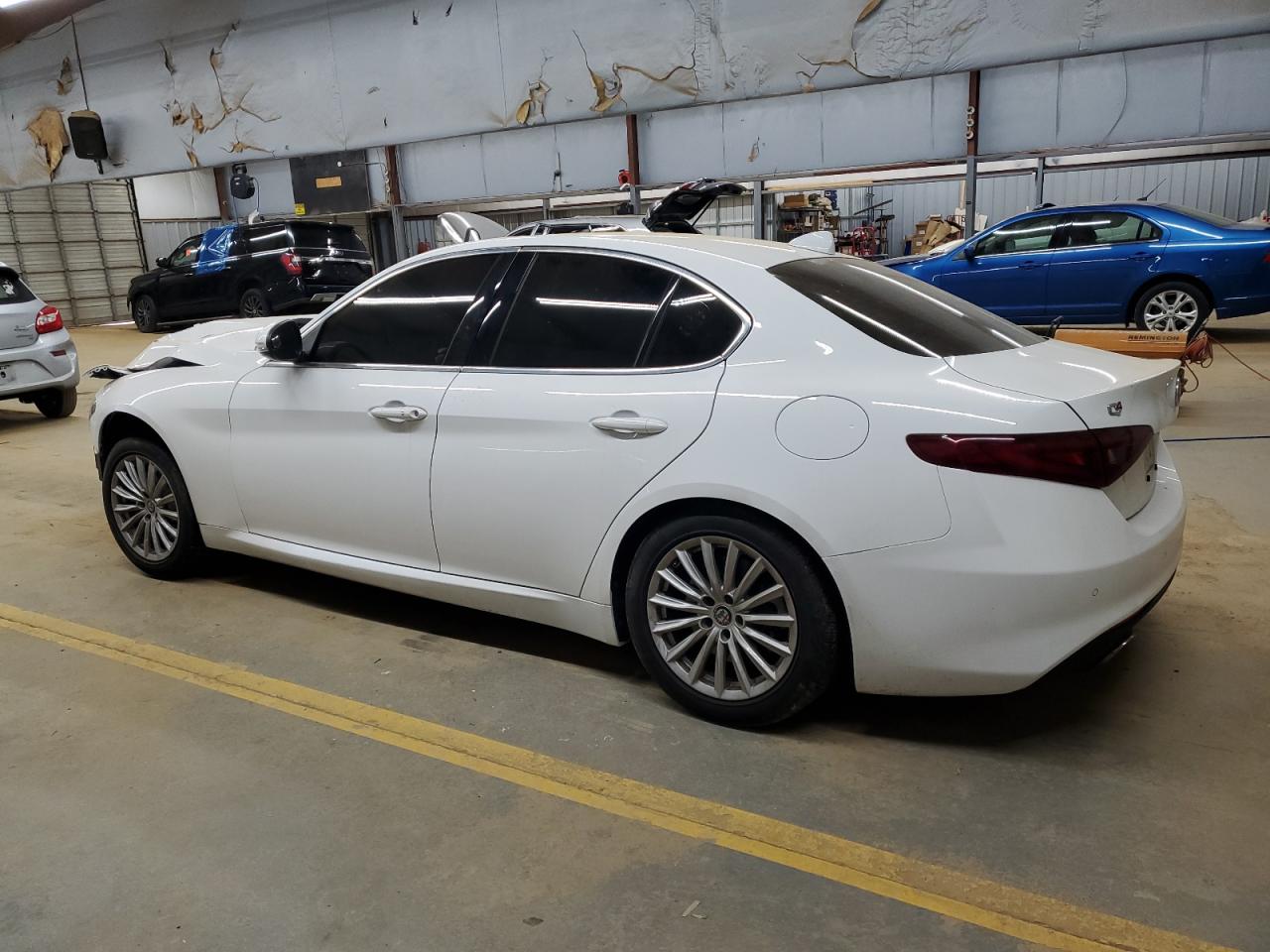 2021 Alfa Romeo Giulia - Image 2