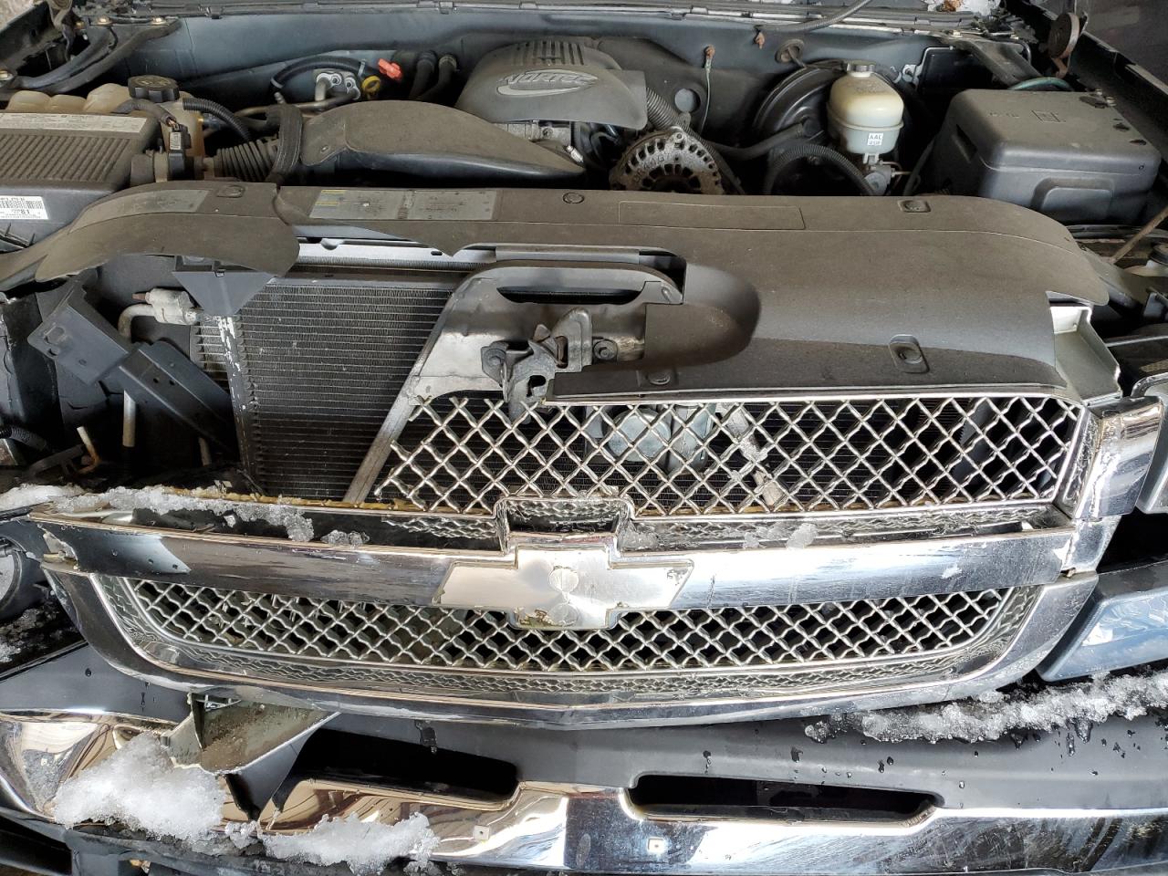 2005 Chevrolet Silverado - Image 11