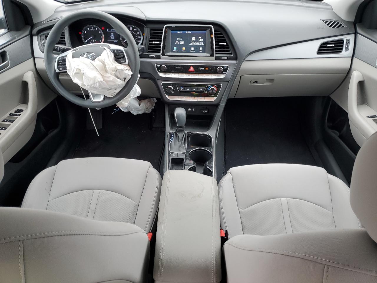 2019 Hyundai Sonata - Image 8