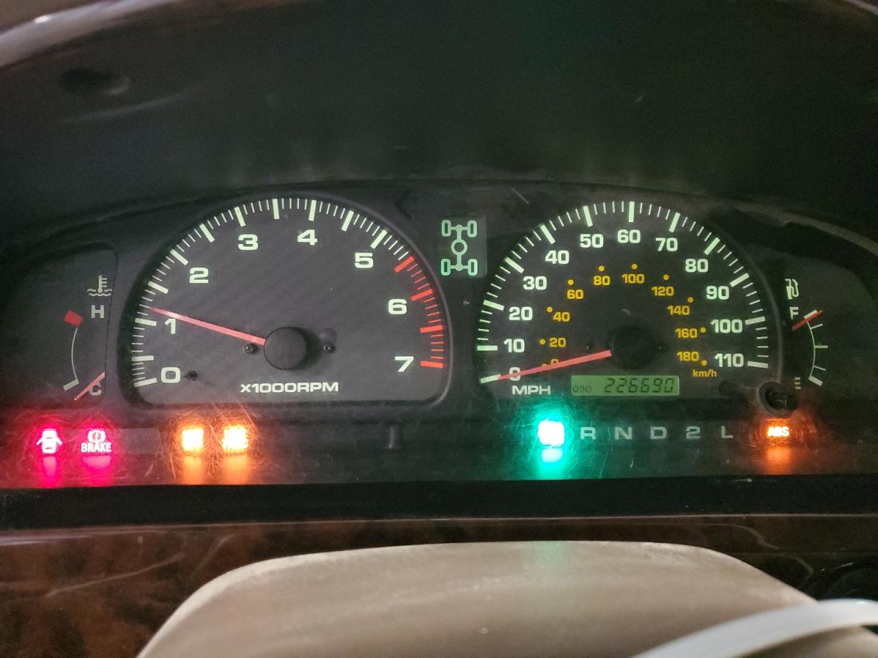 2002 Toyota 4Runner - Image 9