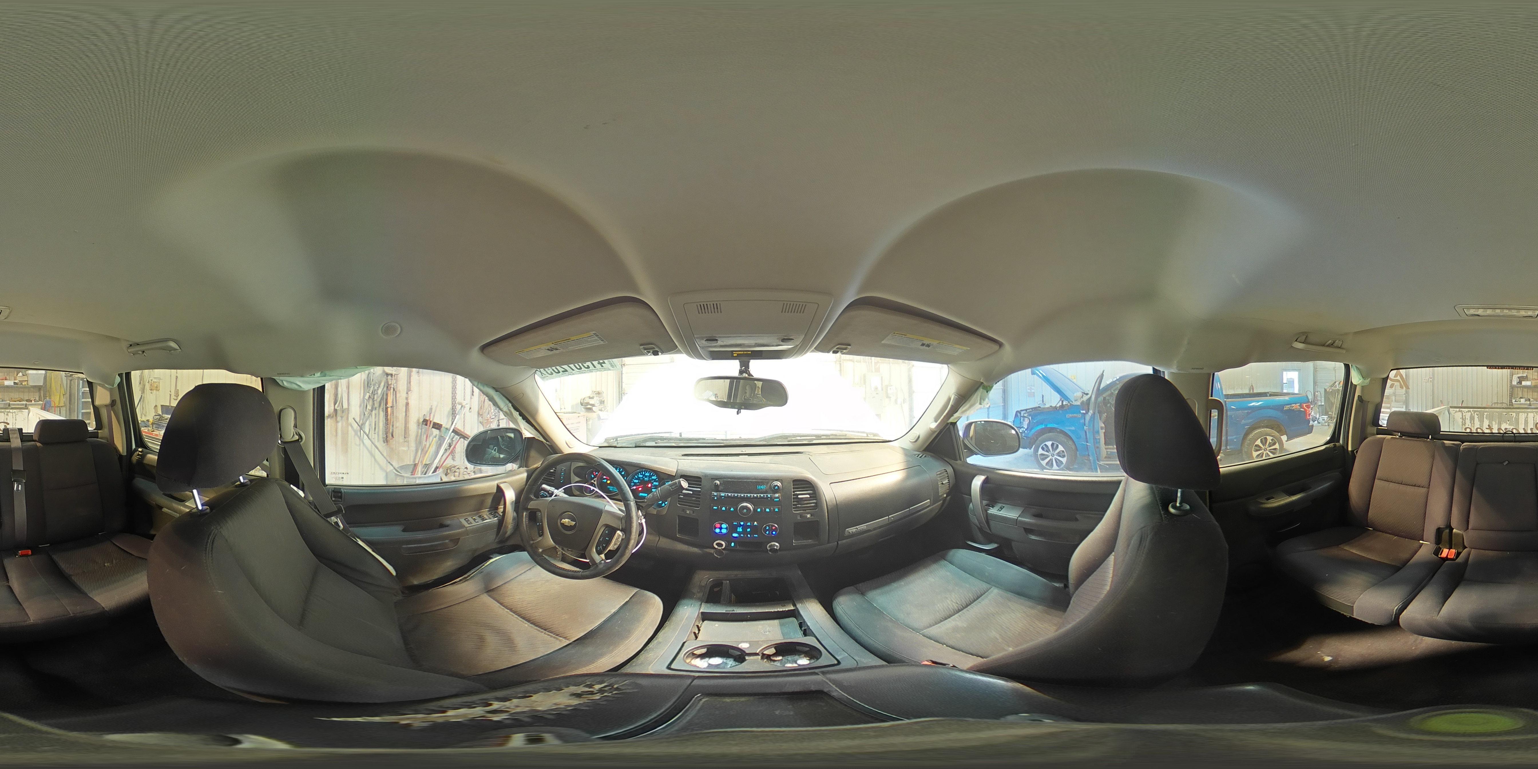 2013 Chevrolet Silverado - Image 13