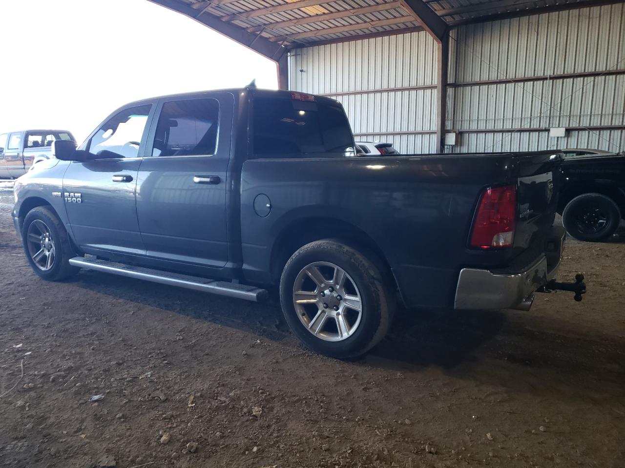 VIN 1C6RR6LT5JS239966 2018 RAM 1500 no.2