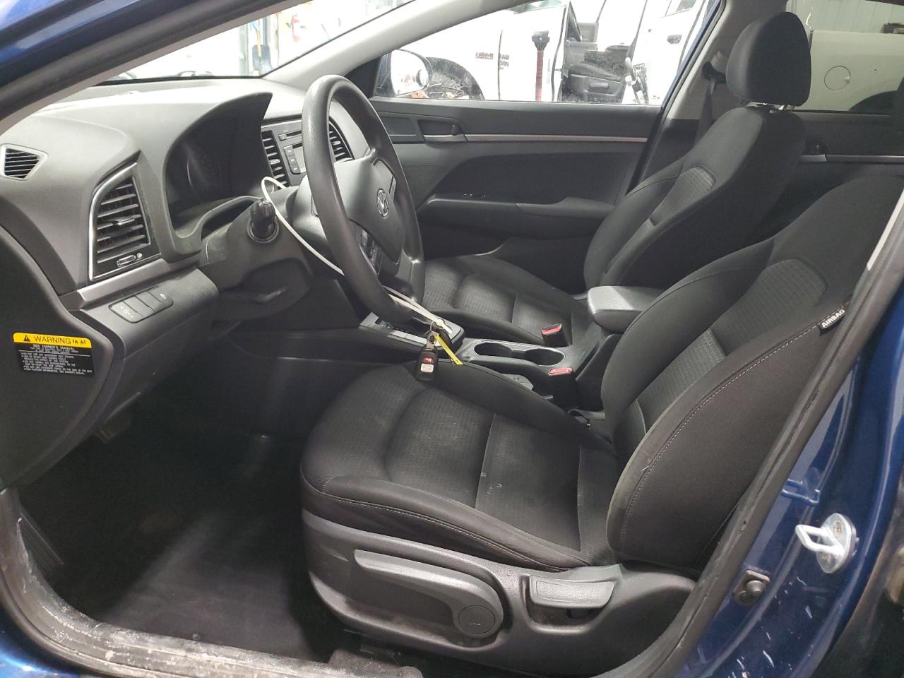2017 Hyundai Elantra - Image 7
