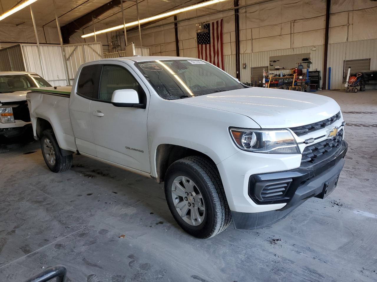 2022 Chevrolet Colorado - Image 4