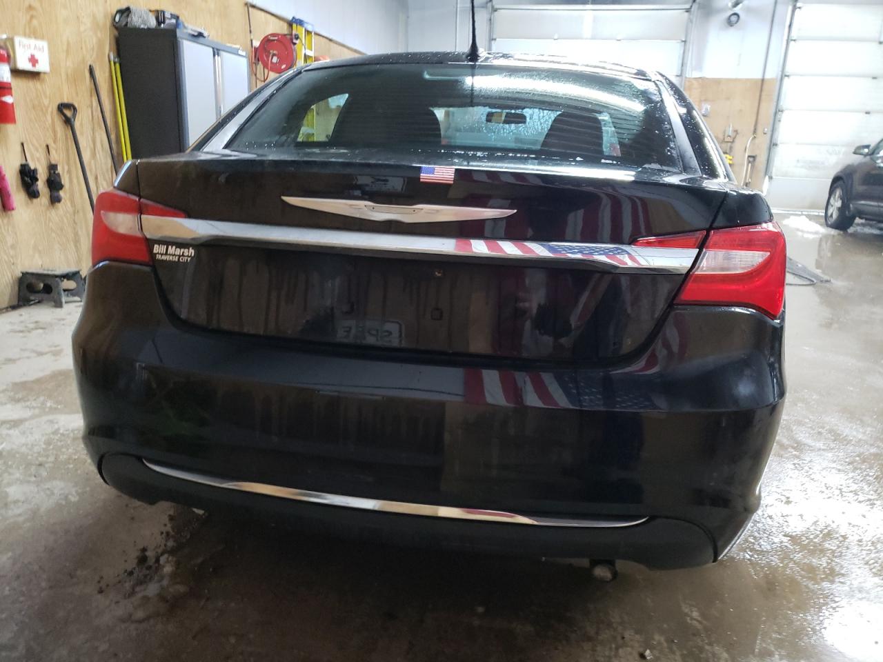 2012 Chrysler 200 - Image 6