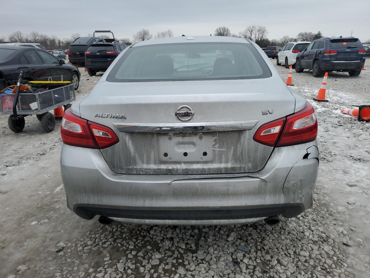 2017 Nissan Altima - Image 6