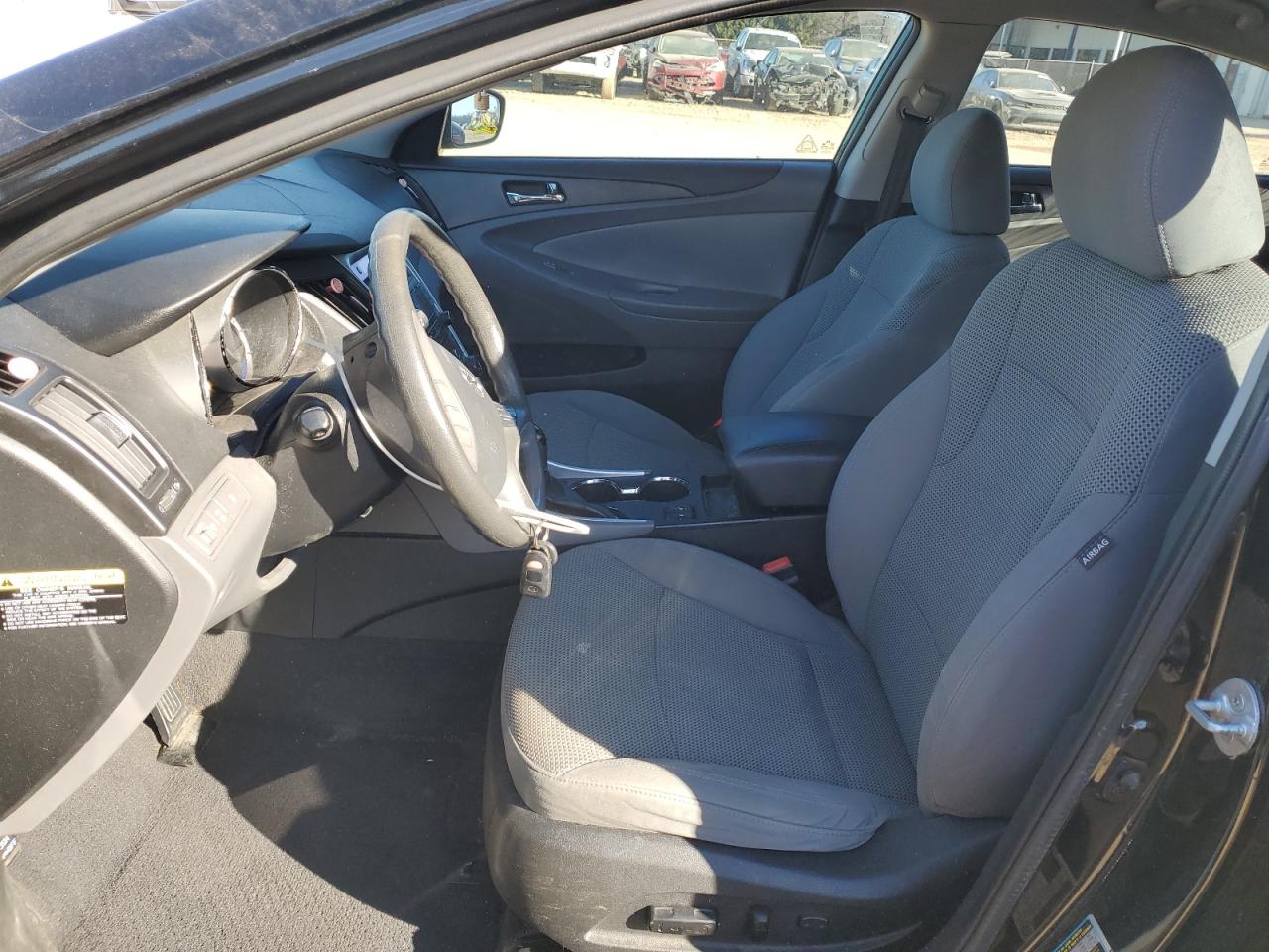 2013 Hyundai Sonata - Image 7