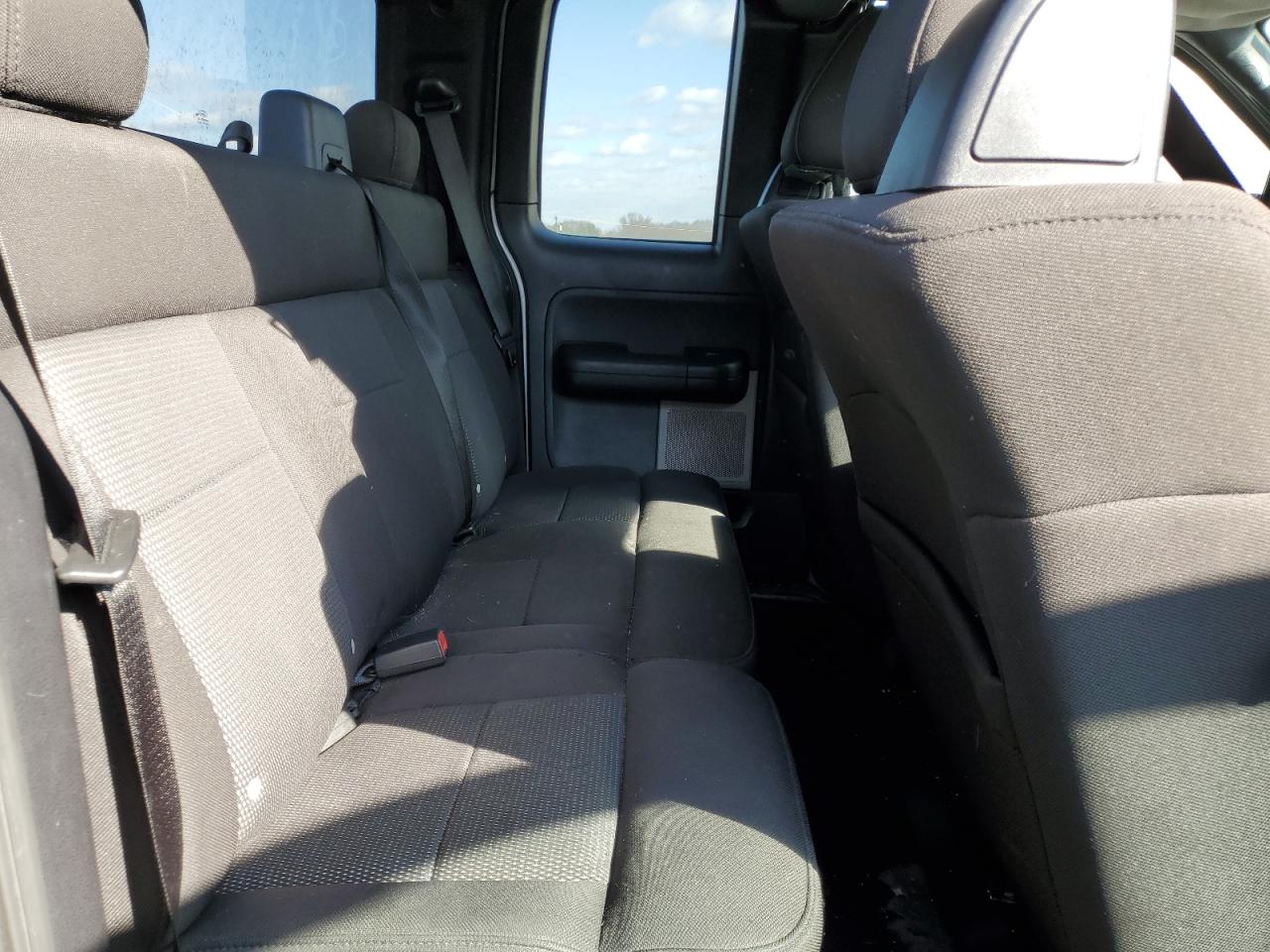 2006 Ford F-150 - Image 10