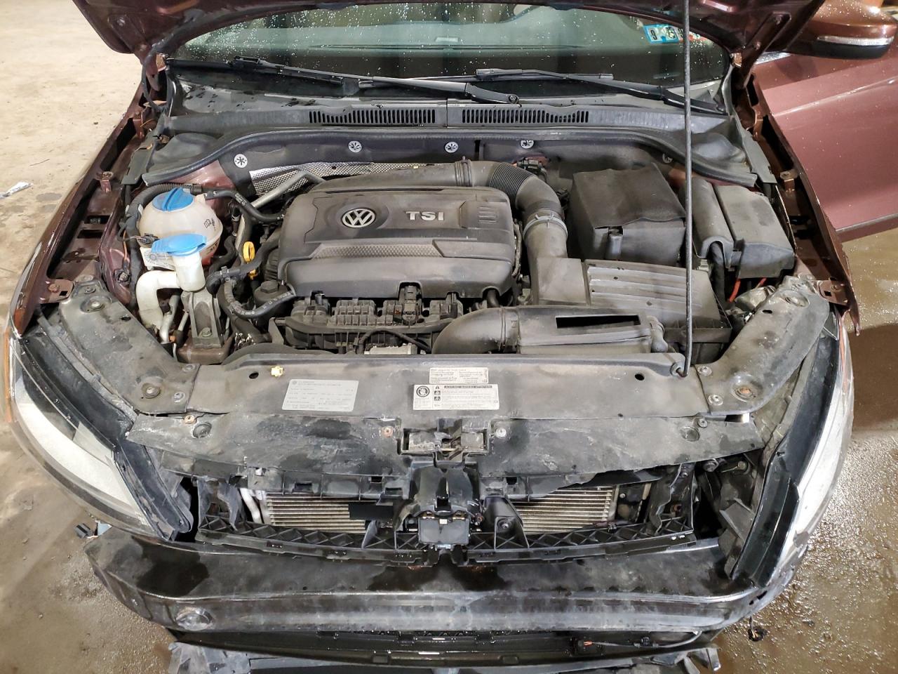 2017 Volkswagen Jetta - Image 12