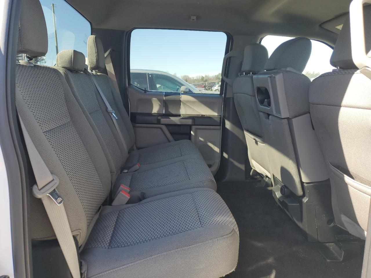 2018 Ford F-150 - Image 10