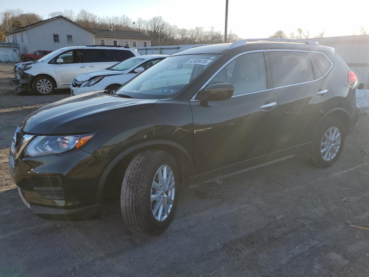 2017 Nissan Rogue - Image 1