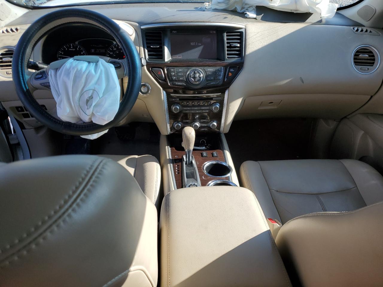 2014 Nissan Pathfinder - Image 8