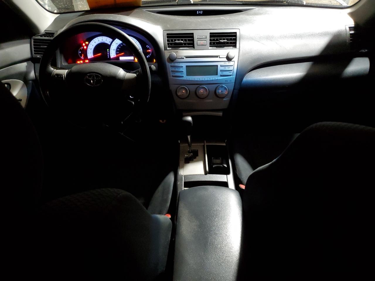 2011 Toyota Camry - Image 8