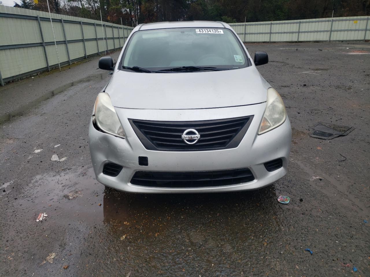 2014 Nissan Versa - Image 5