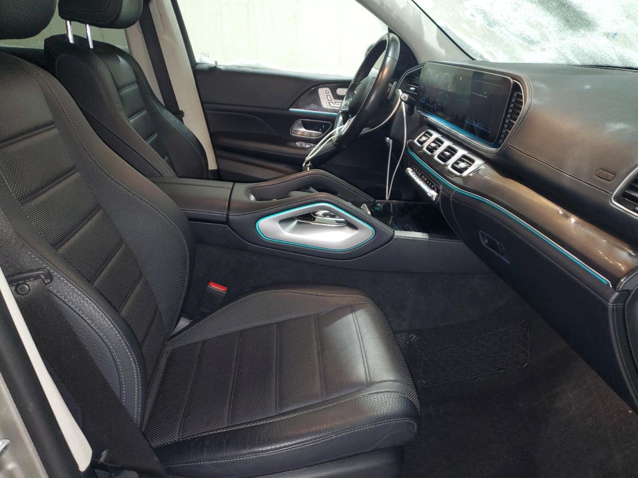 2020 Mercedes-Benz GLE - Image 13