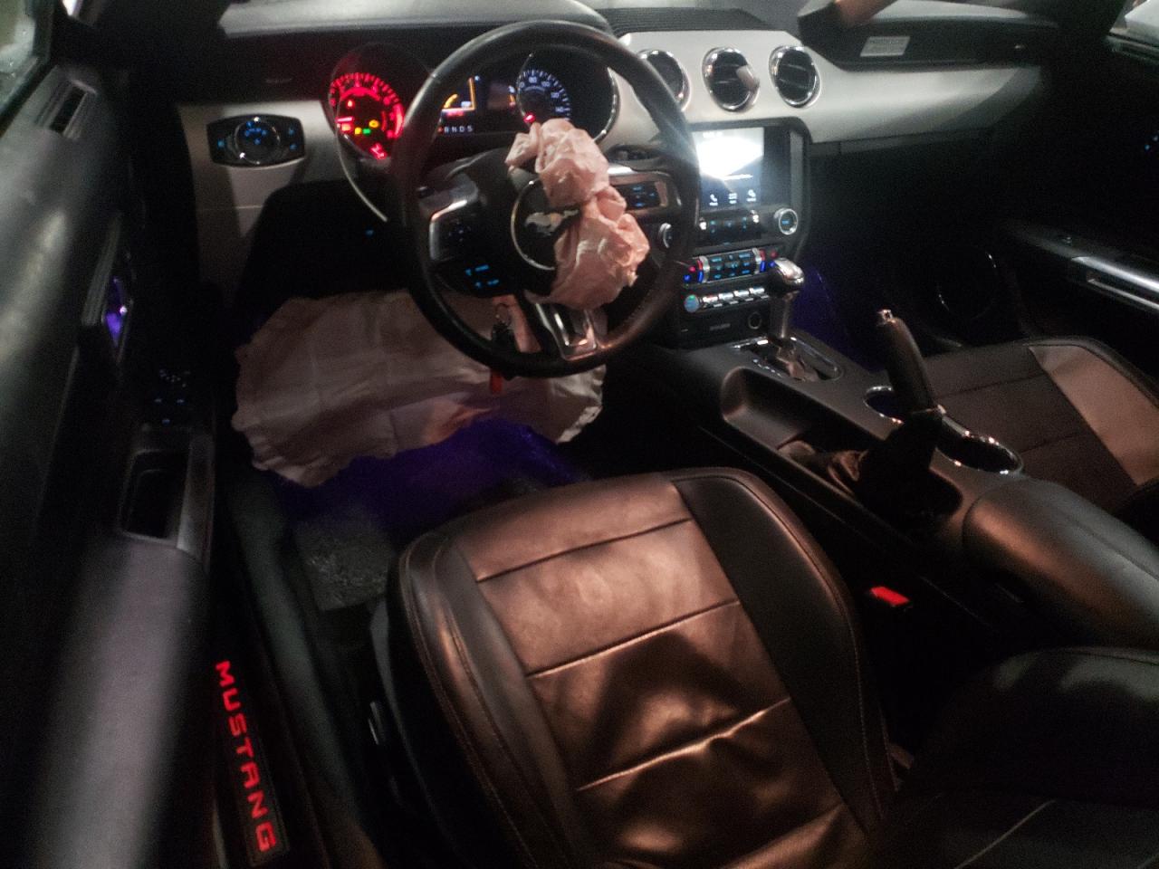 2016 Ford Mustang - Image 8