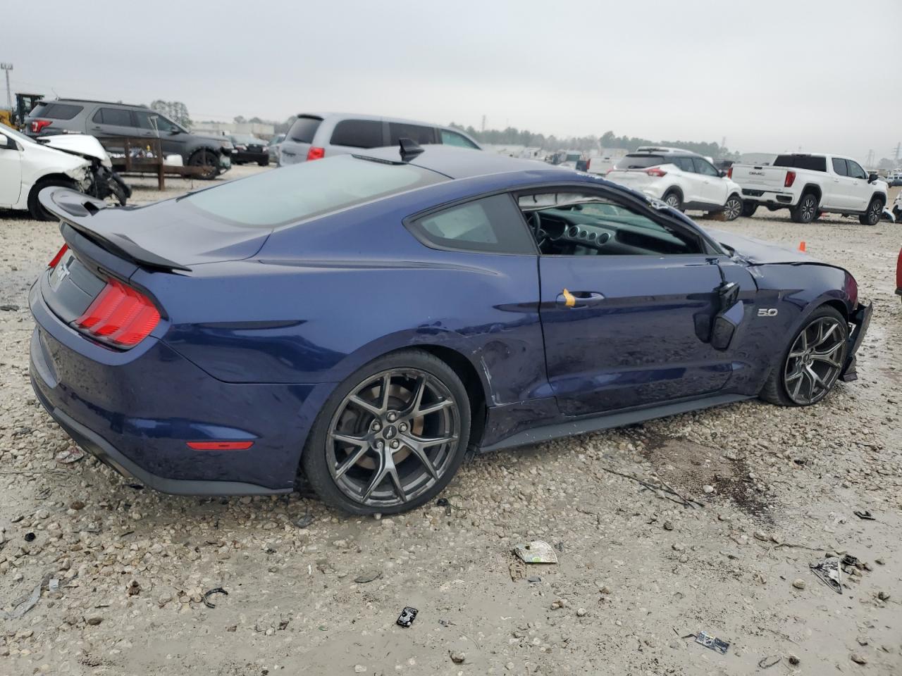 2020 Ford Mustang - Image 3