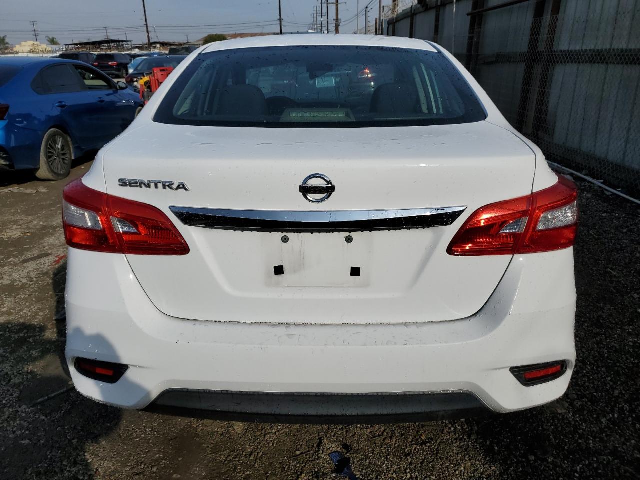 2017 Nissan Sentra - Image 6