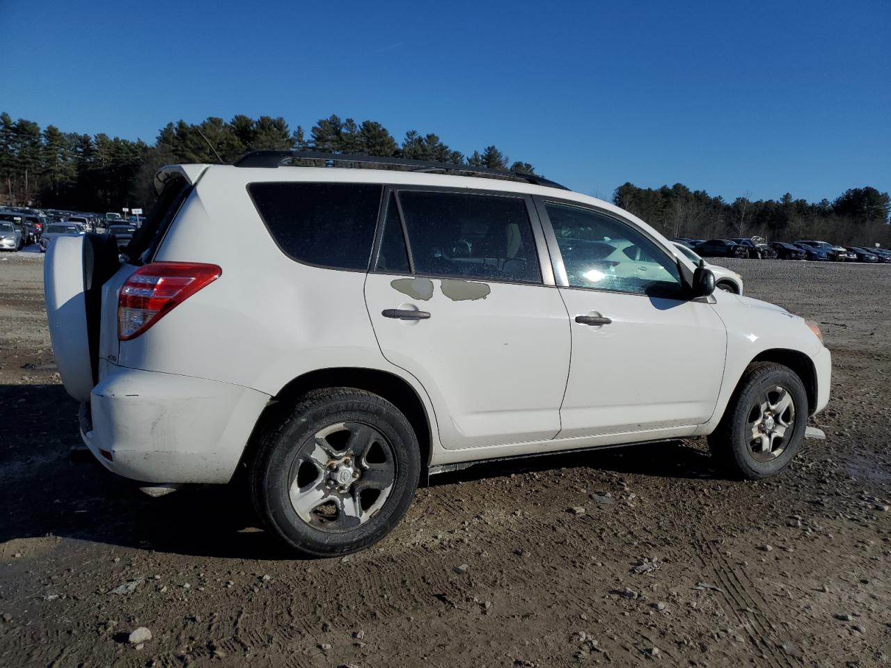 2011 Toyota RAV 4 - Image 3