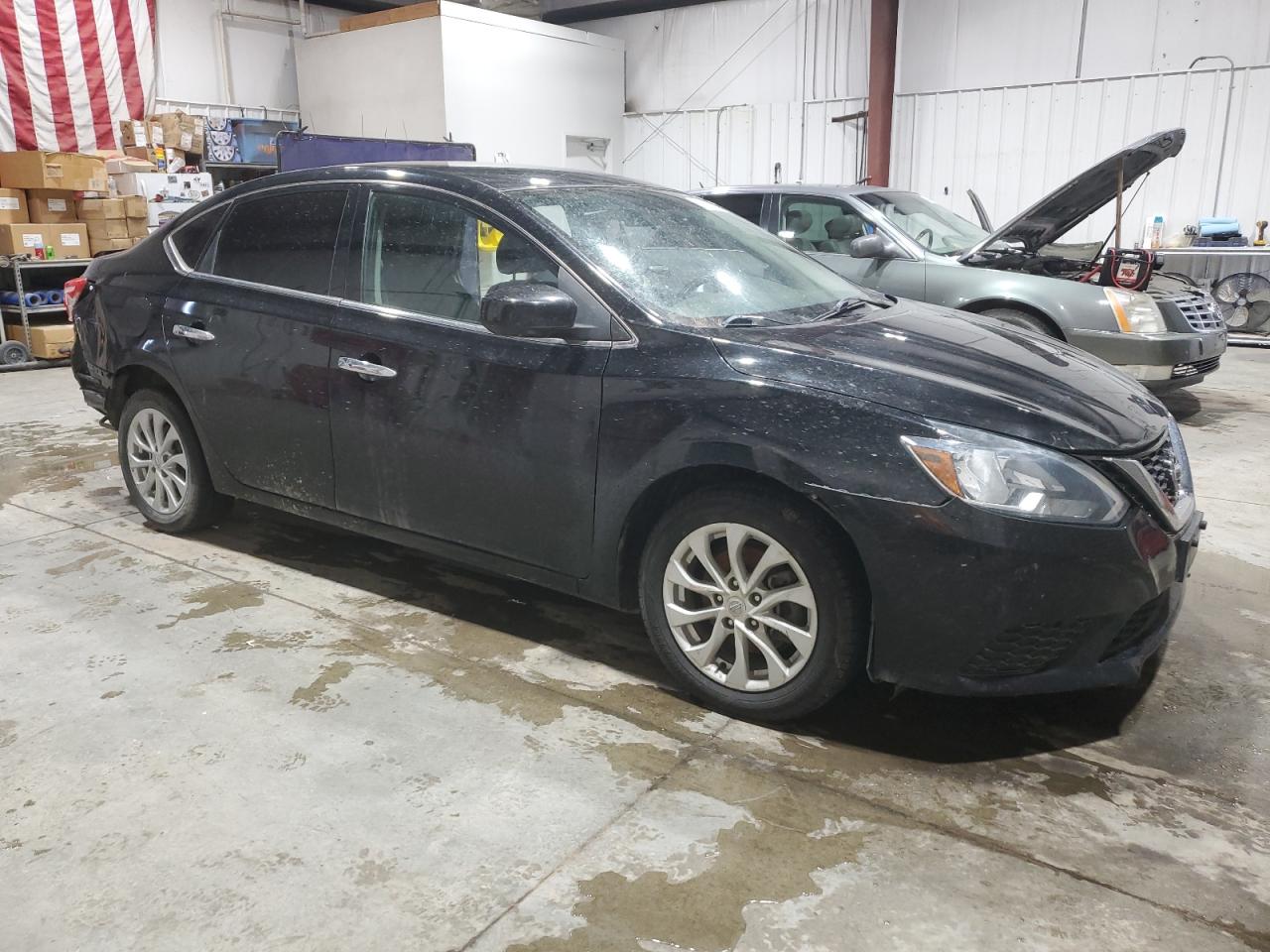 VIN 3N1AB7APXJL647094 2018 NISSAN SENTRA no.4