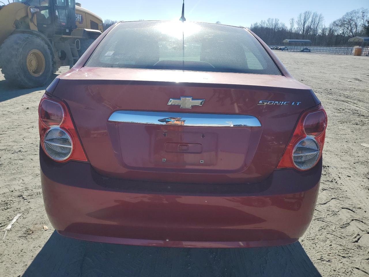2012 Chevrolet Sonic - Image 6