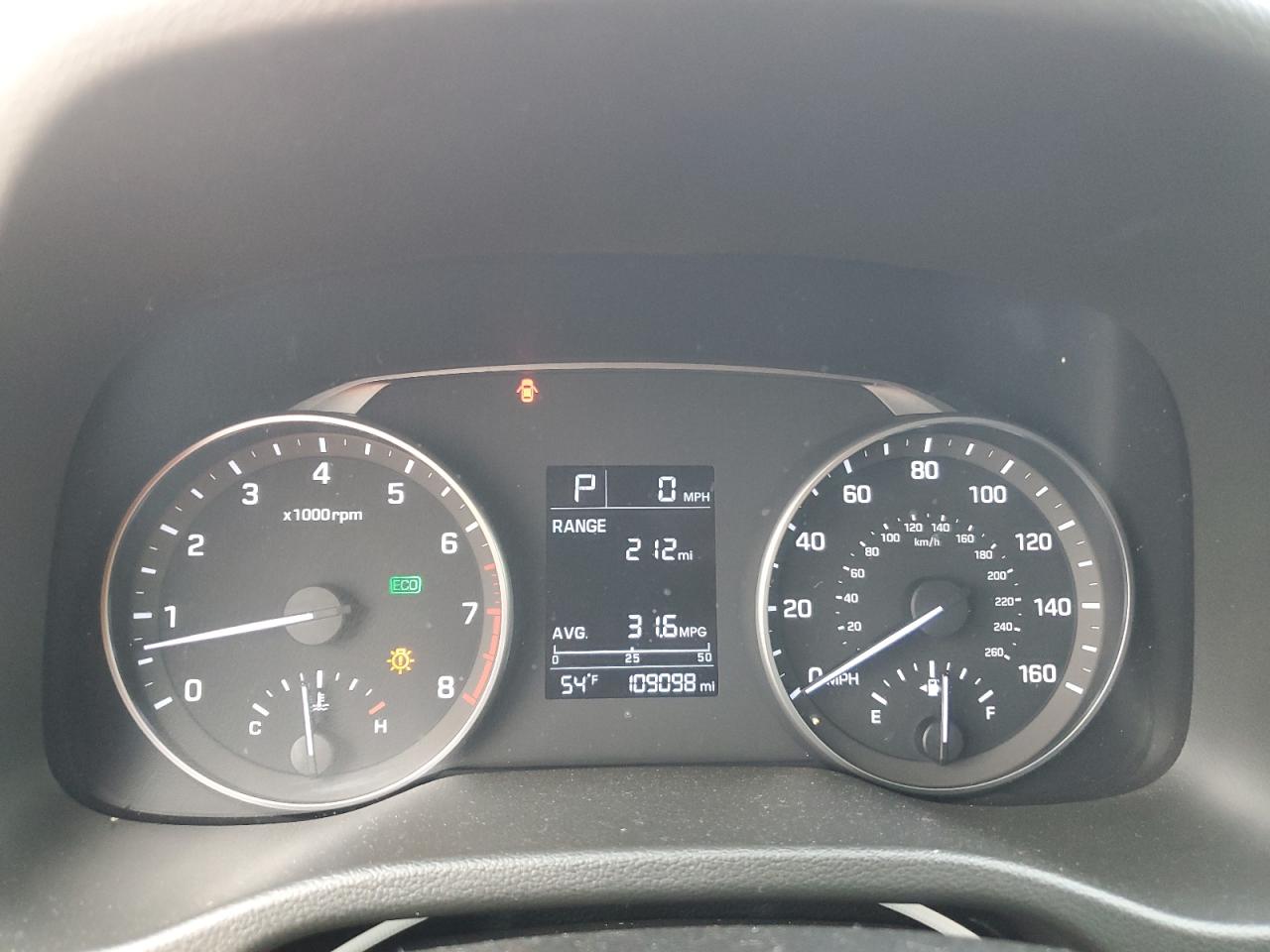 2017 Hyundai Elantra - Image 9