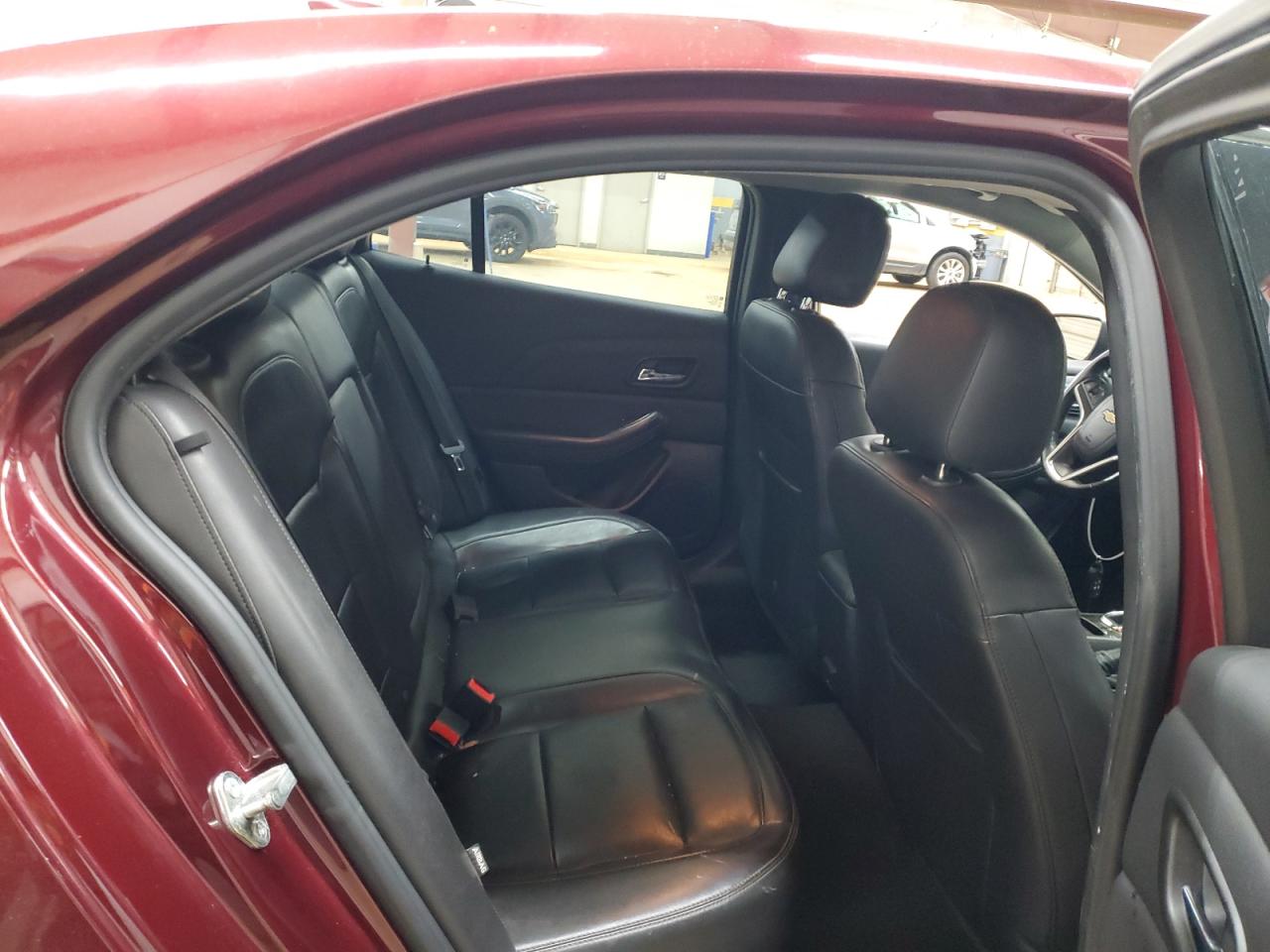 2015 Chevrolet Malibu - Image 10