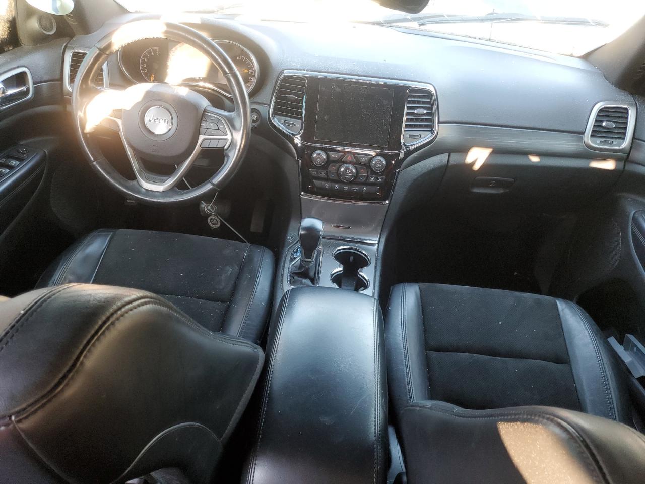 2020 Jeep Grand Cherokee - Image 8