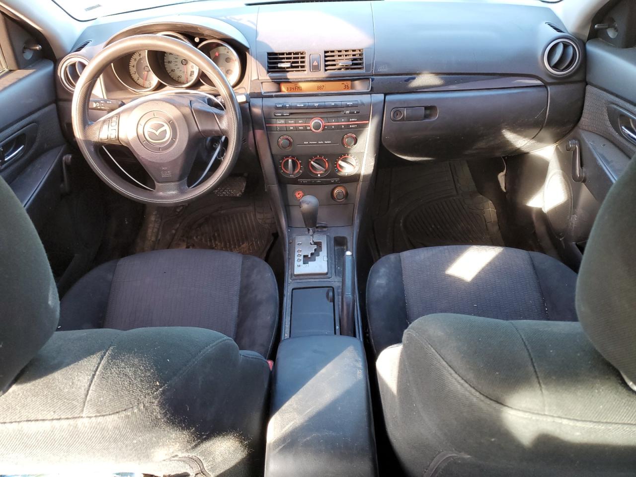 2009 Mazda 3 - Image 8