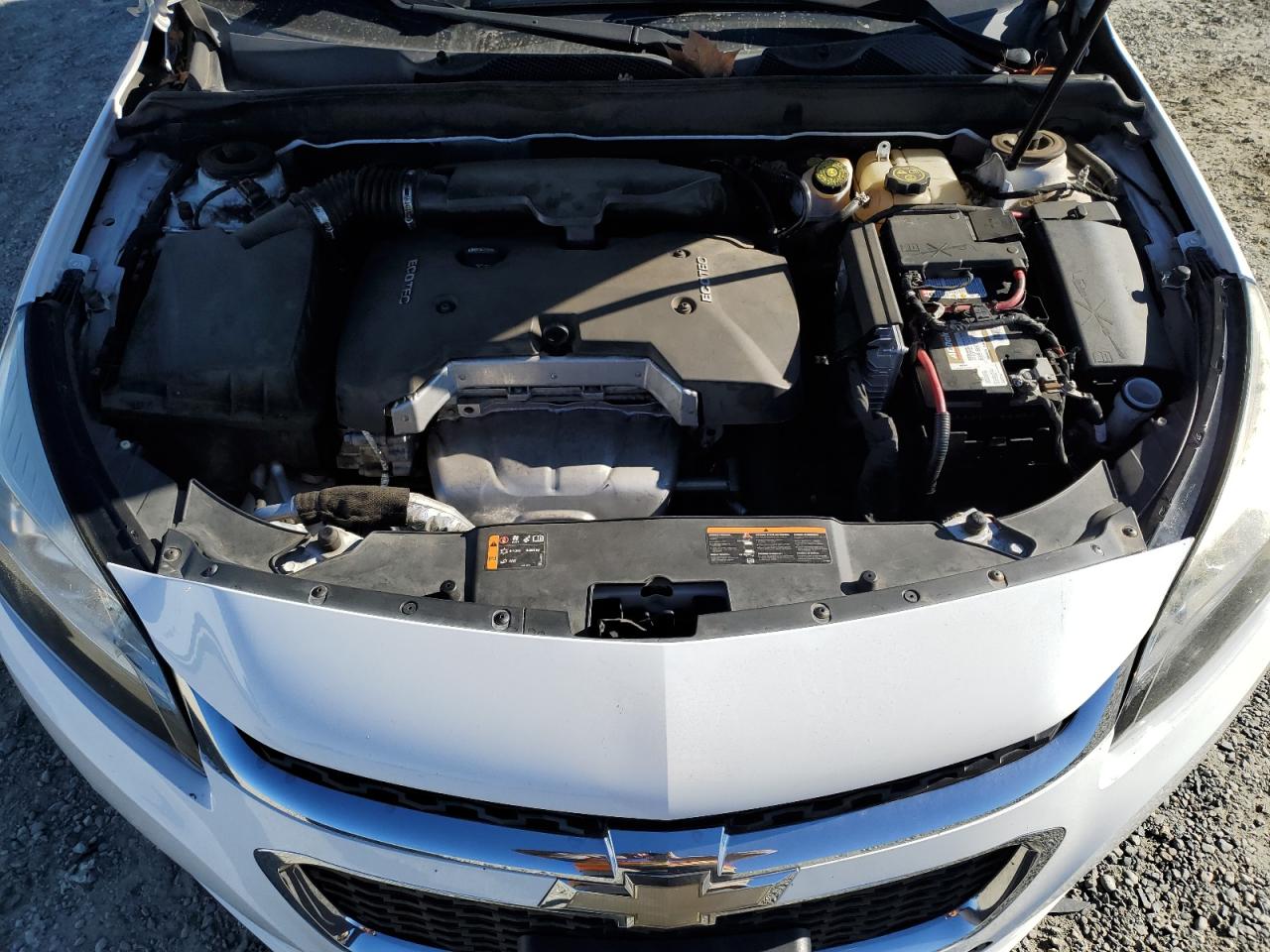 2016 Chevrolet Malibu - Image 12