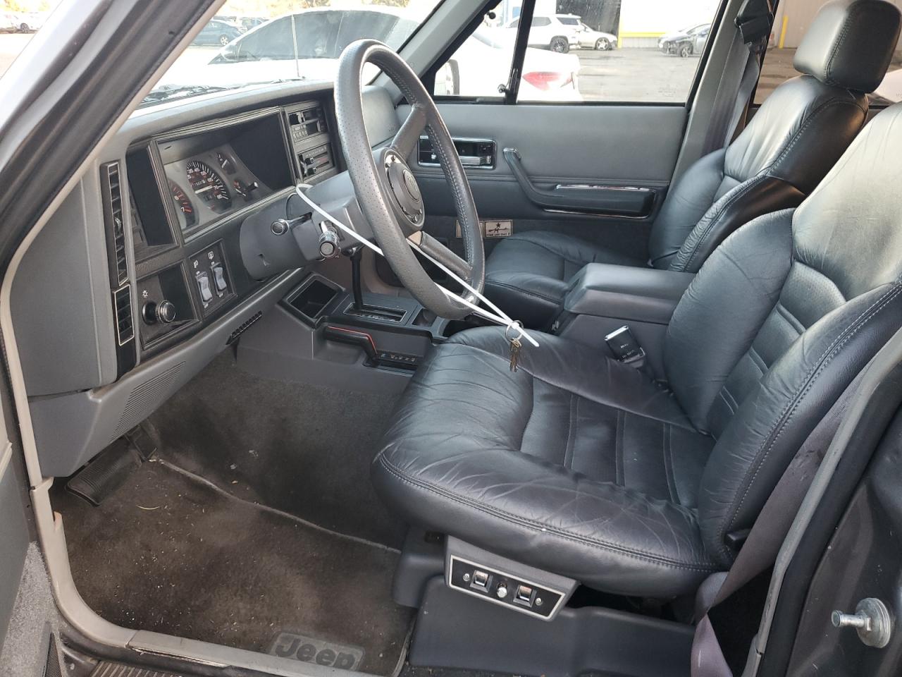 1989 Jeep Grand Cherokee - Image 7