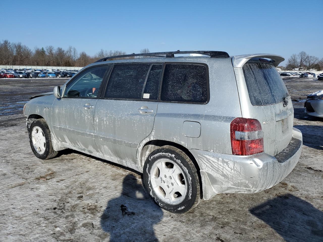 2005 Toyota Highlander - Image 2