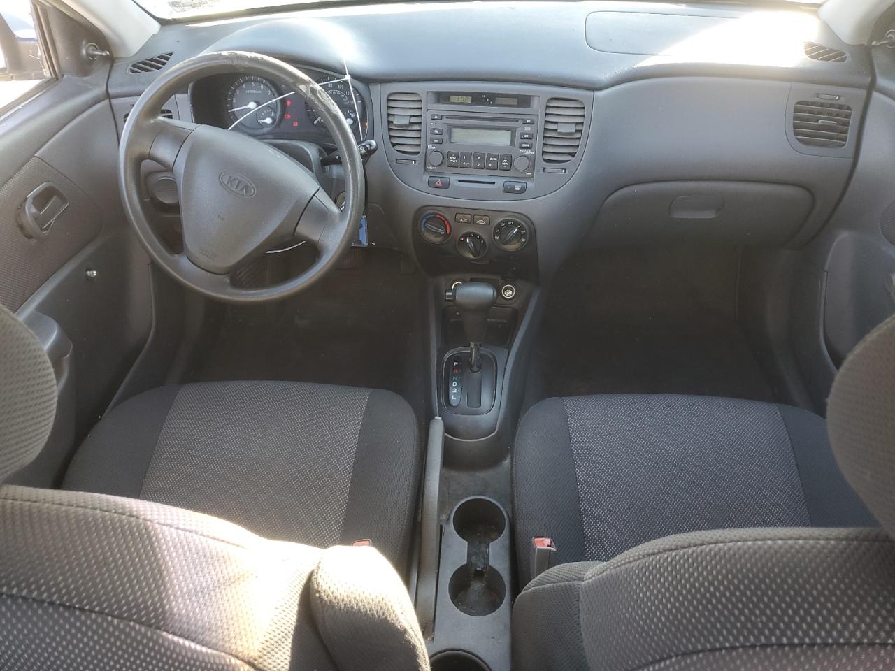 2006 Kia Rio - Image 8