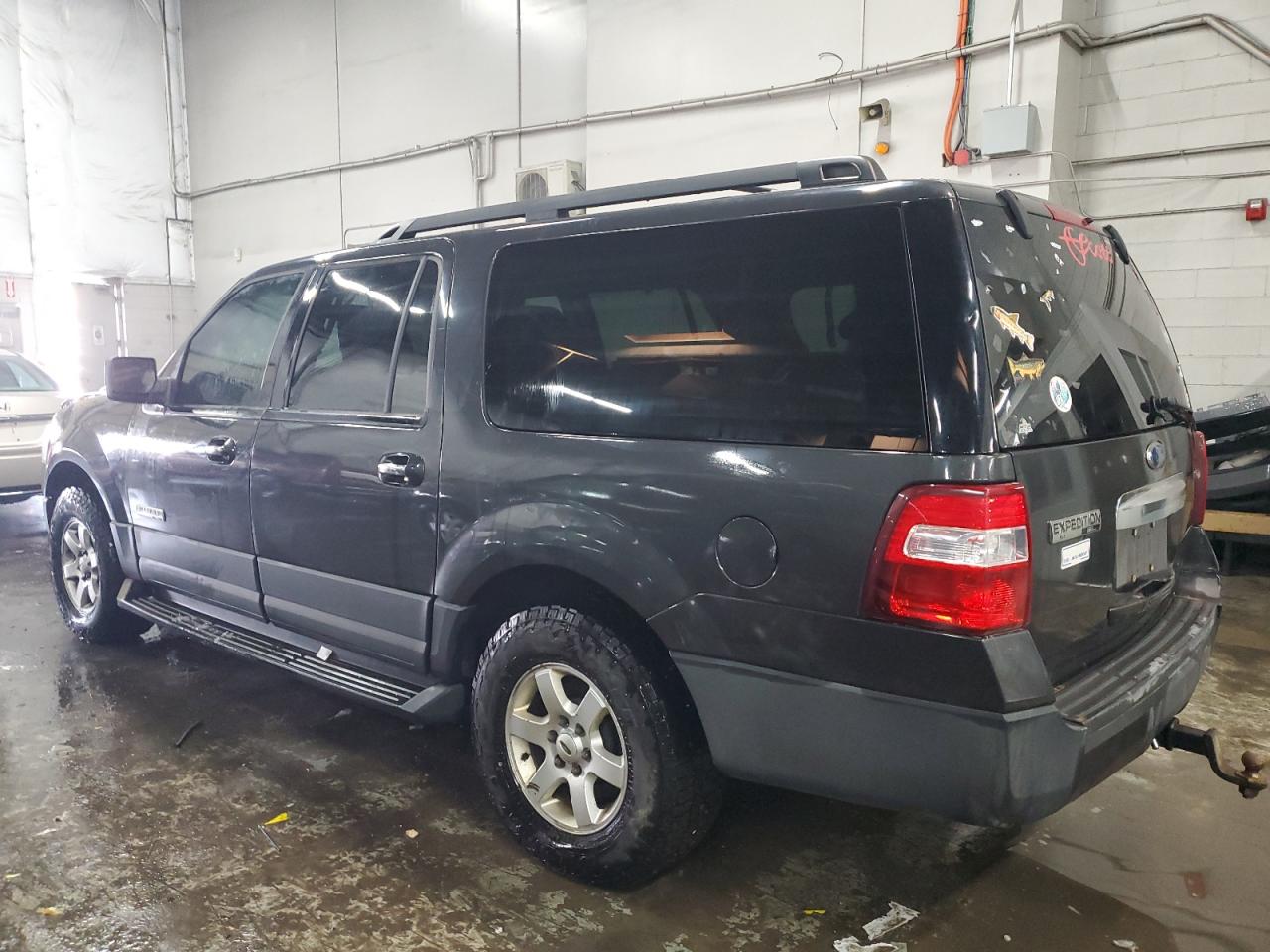 2007 Ford Expedition - Image 2