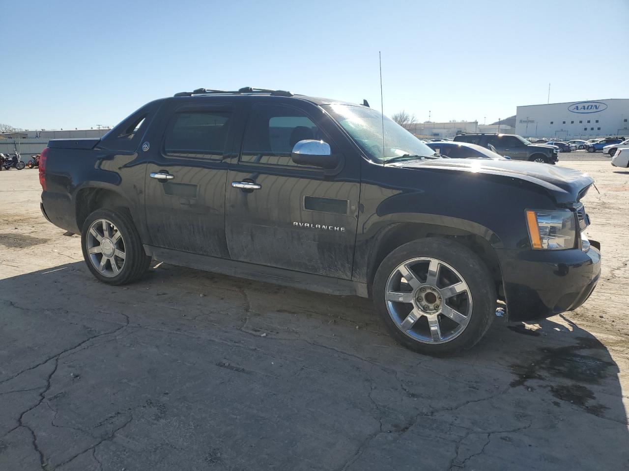 2013 Chevrolet Avalanche - Image 4