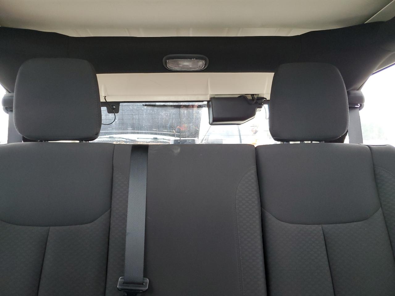 2016 Jeep Wrangler - Image 10