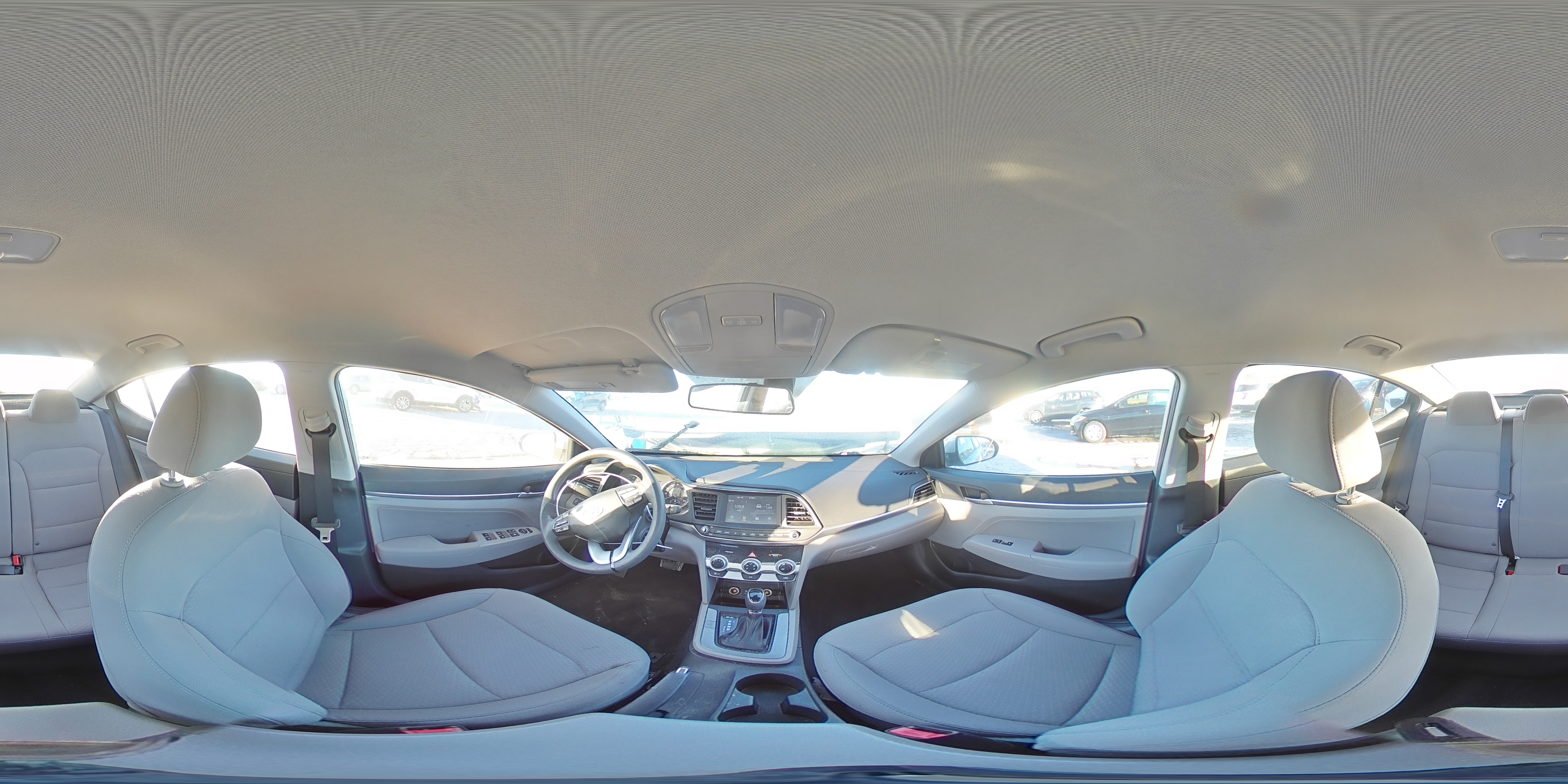 2019 Hyundai Elantra - Image 14
