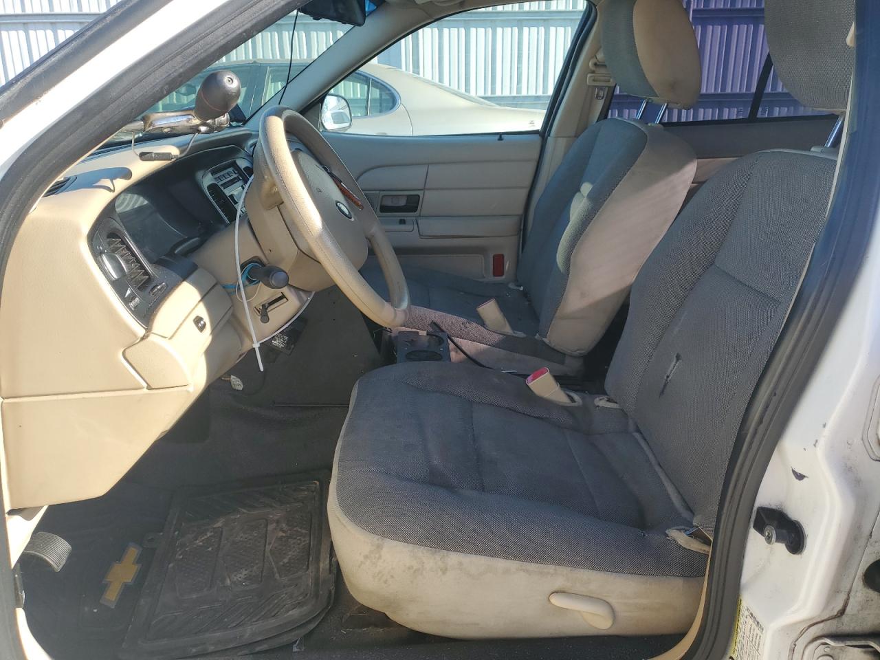 2011 Ford Crown Victoria - Image 7