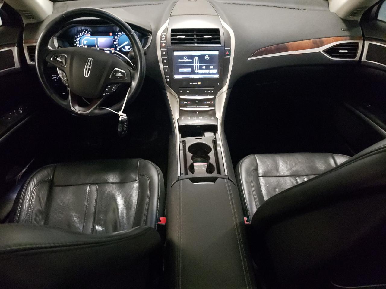 2016 Lincoln MKZ - Image 8