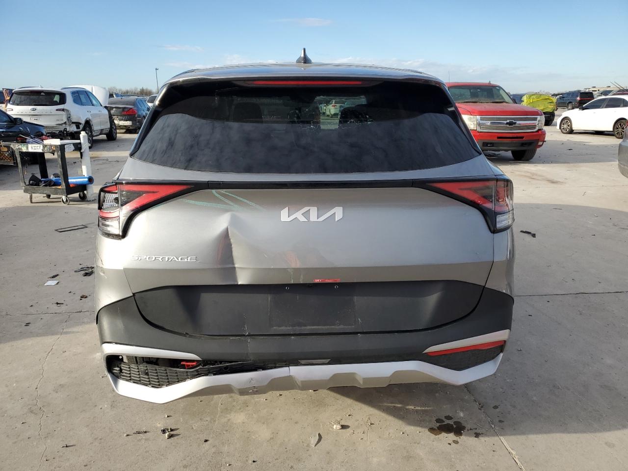 2024 Kia Sportage - Image 6