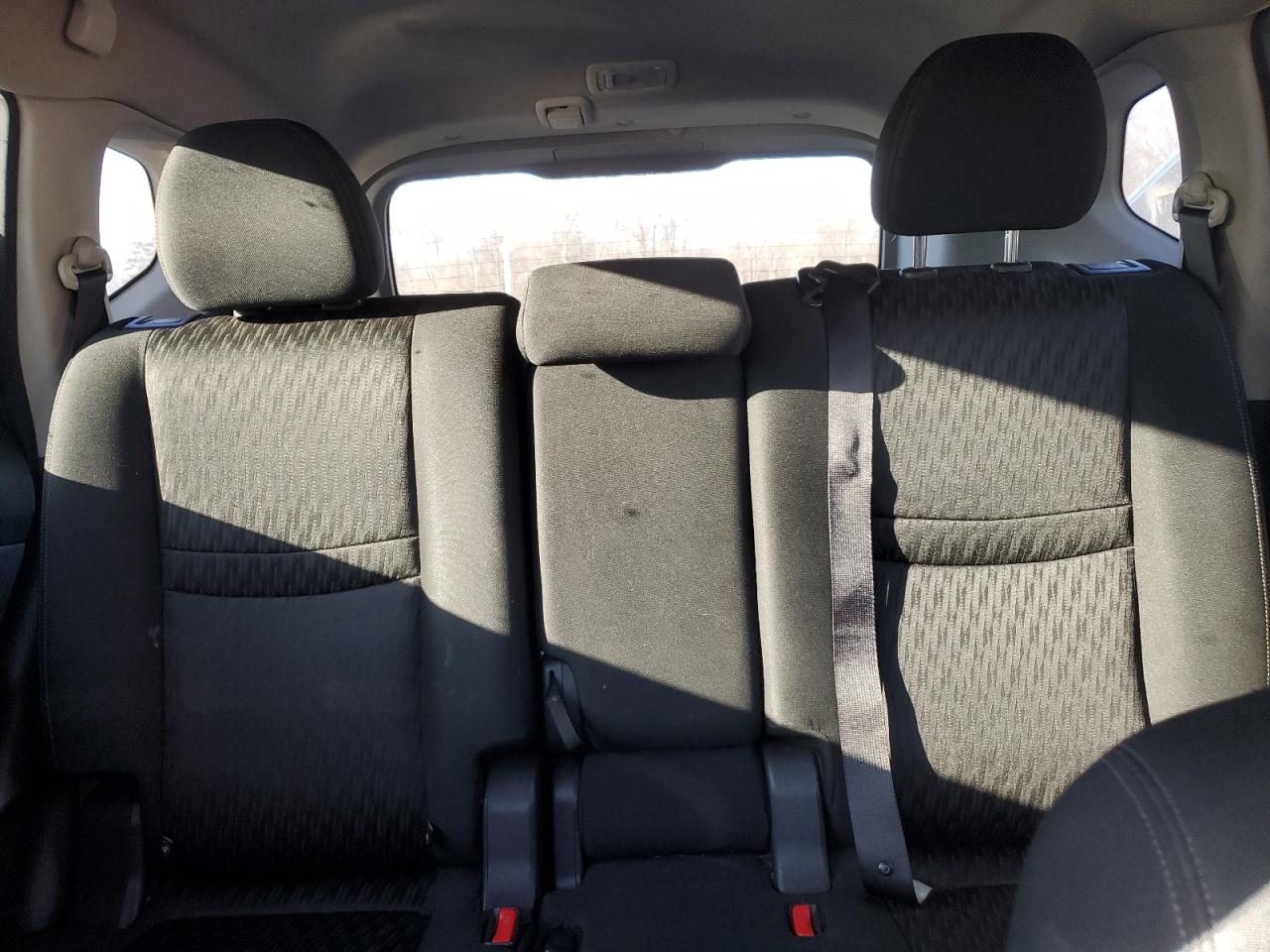 2017 Nissan Rogue - Image 10