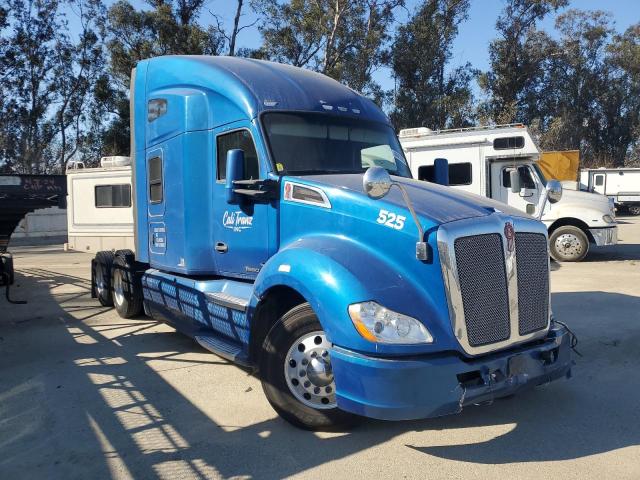 2017 Kenworth Construction T680