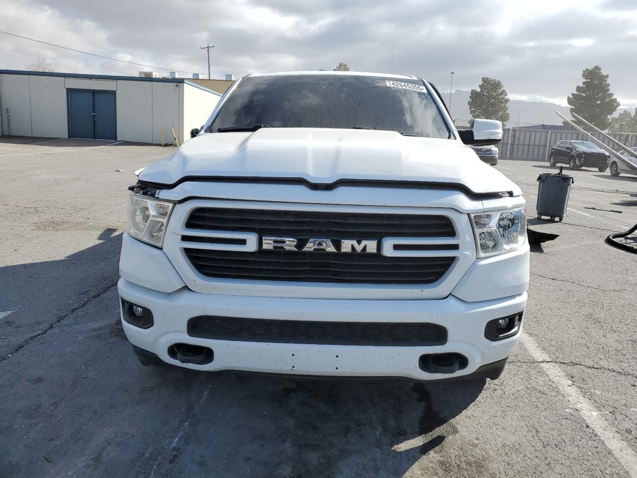 2020 RAM 1500 - Image 5