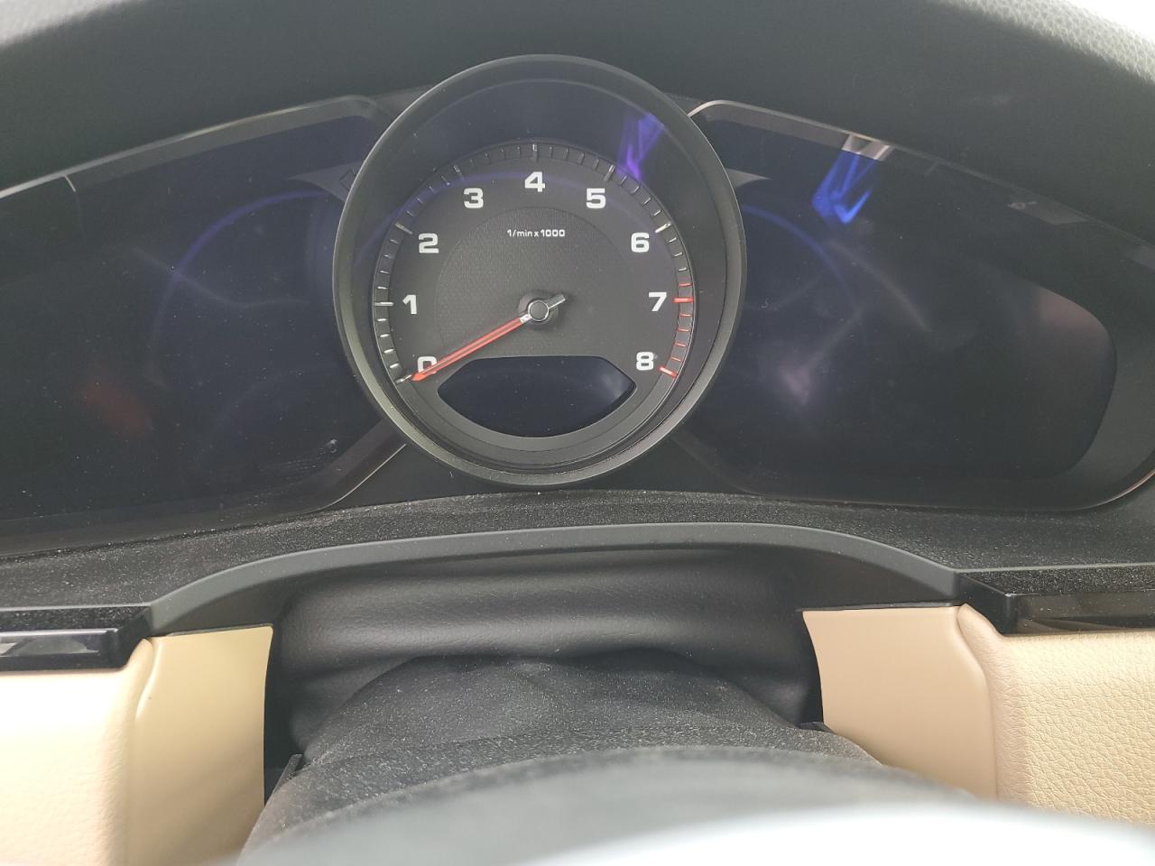 2019 Porsche Cayenne - Image 9