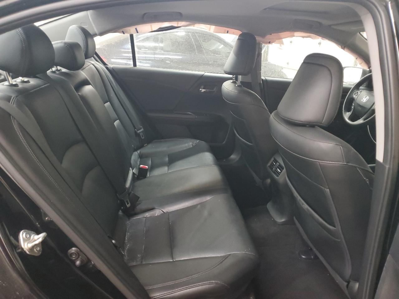 2015 Honda Accord - Image 10