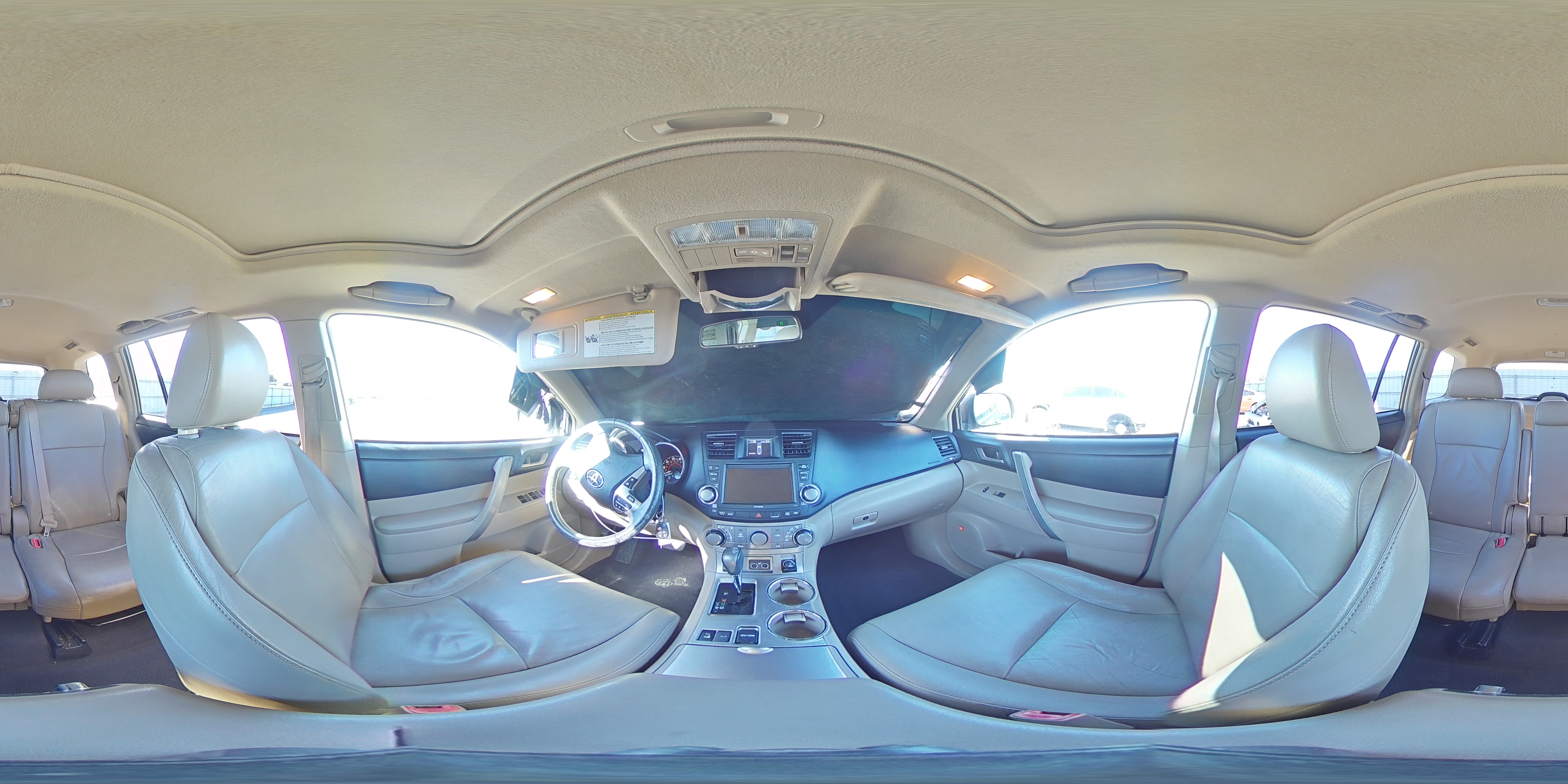 2011 Toyota Highlander - Image 14