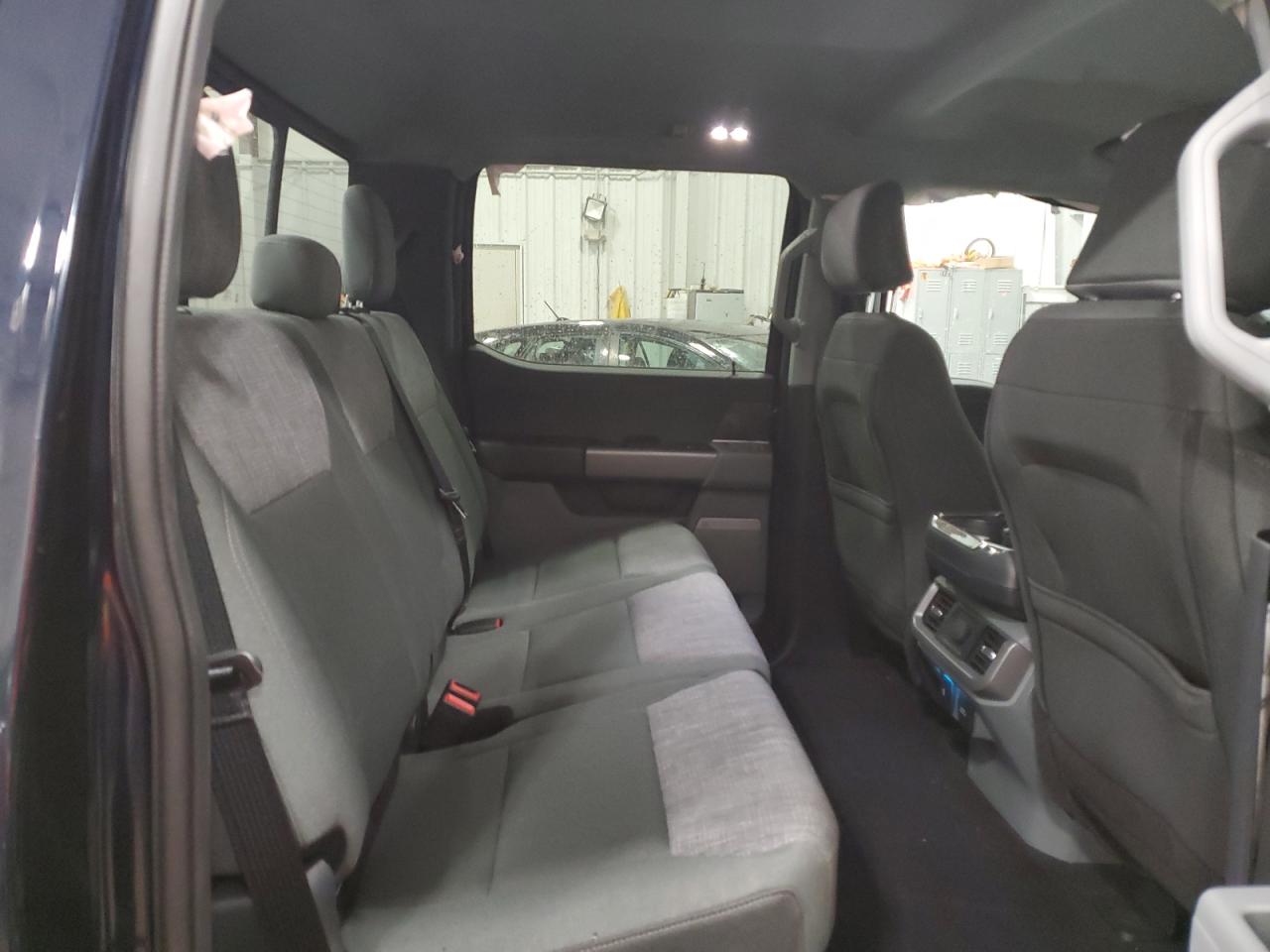 2023 Ford F-150 - Image 10