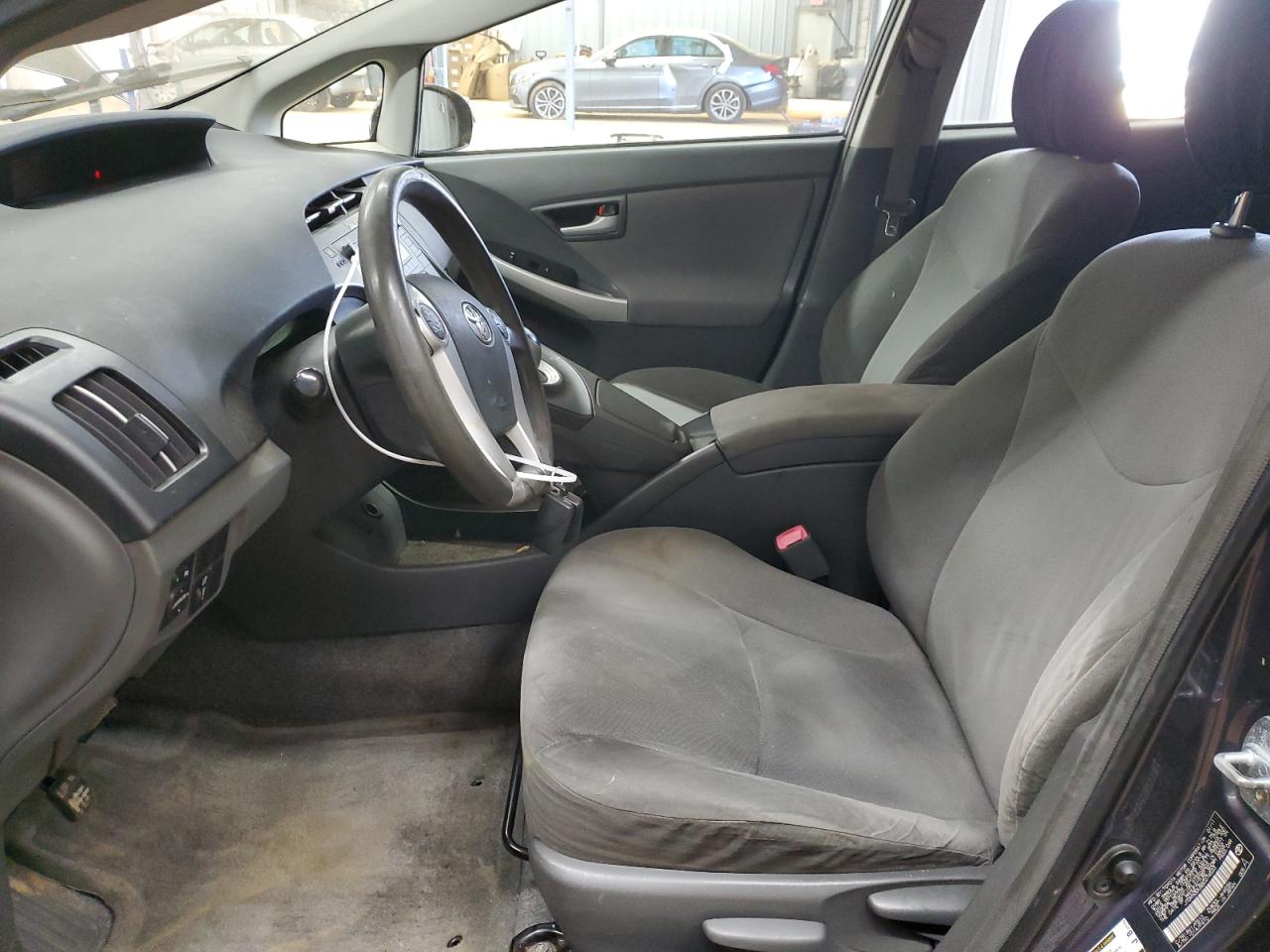 2011 Toyota Prius - Image 7