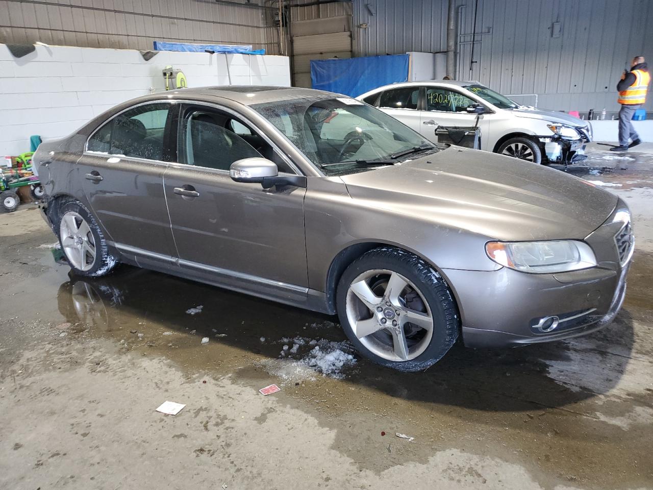 2010 Volvo S80 - Image 4